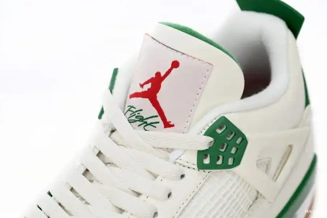 Cheap TBK Green Retro Pine SB Jordan 4 DR5415-103 0425